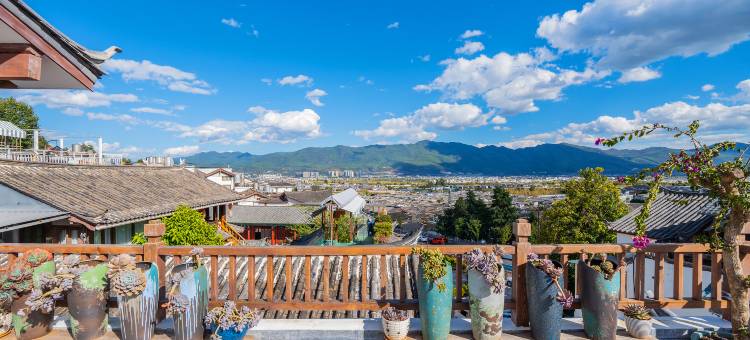 栖岸·Sunshine奢居半山古城全景美宿图片