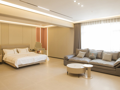 富锦鼎鑫精品酒店