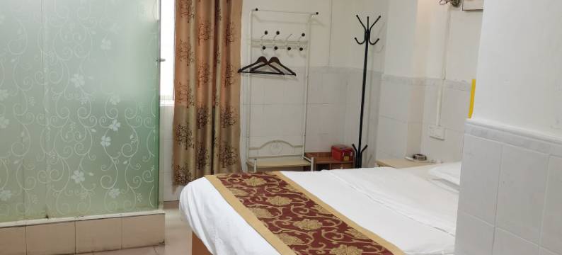 金月亮商务住宿(广东女子学院店)图片