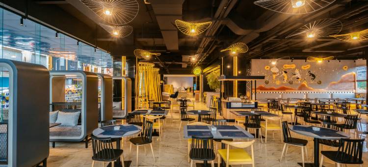 巴淡岛港湾耶洛酒店(Yello Hotel Harbour Bay Batam)图片