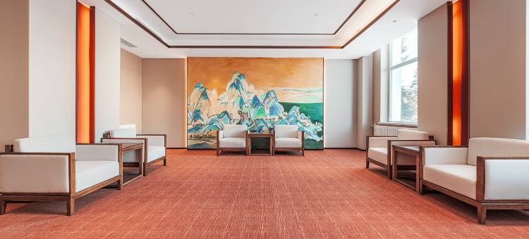 建国璞隐酒店(阿尔山旅游度假区店)图片
