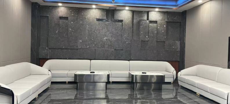 盈江华春商务酒店(新客运站店)图片