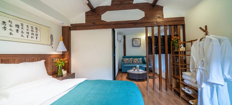 丽江五花石之旅客栈(丽江古城四方街店)图片