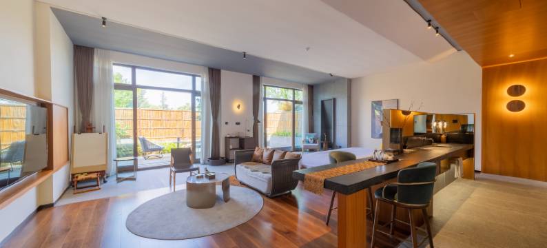 黑稻田鹮芗民宿图片