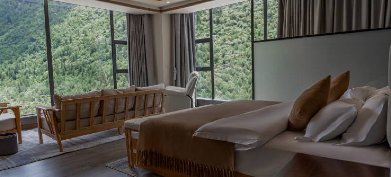 云顶望山丨半山月舍(四姑娘山长青山寨观景平台店)图片