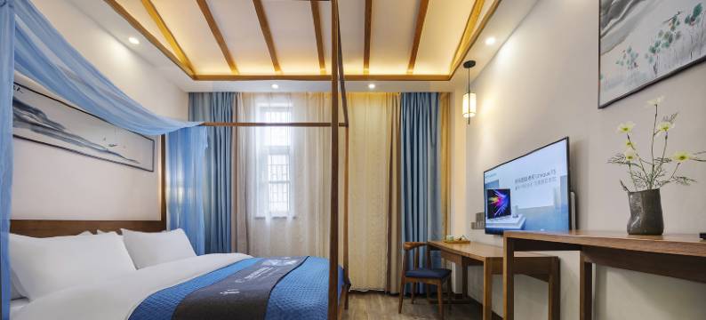 元居那山酒店(郑州中原万达探十里店)图片