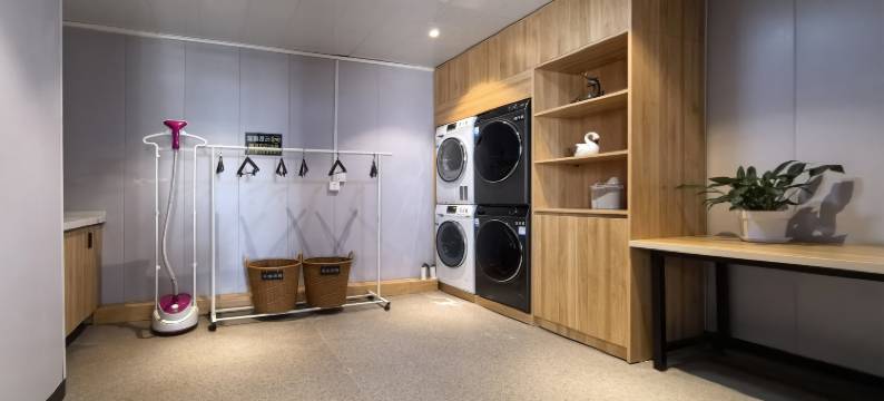 邓州世纪星酒店(花洲书院邓州站店)图片