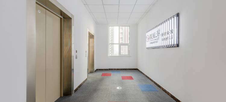 遇见礼轻雅酒店(临沂滨河新天地店)图片