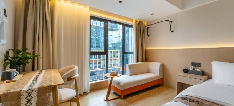 陌上智慧酒店(宜宾西站店)图片