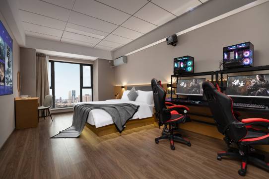 锦禾电竞民宿(济南和谐广场西市场店)