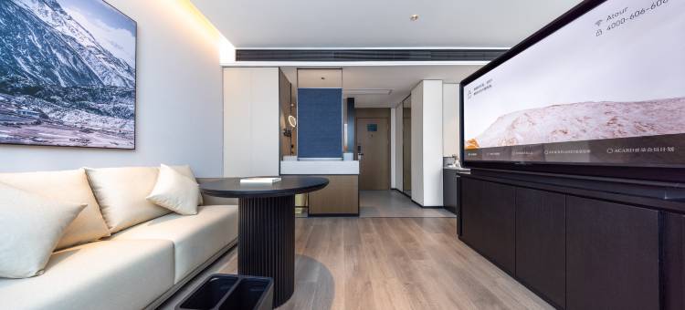 东莞东城33小镇亚朵酒店图片