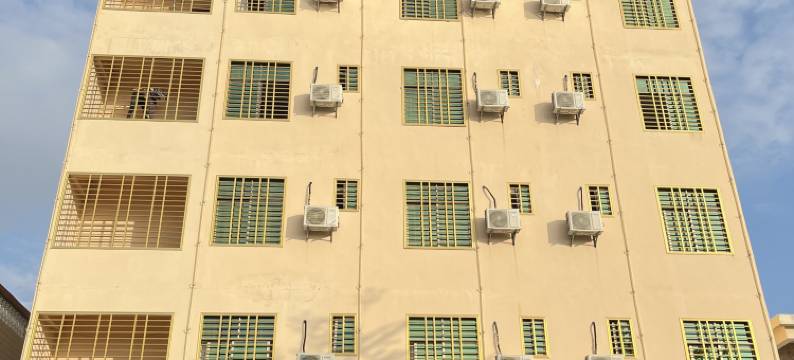 乐东利国新皇冠假日酒店图片