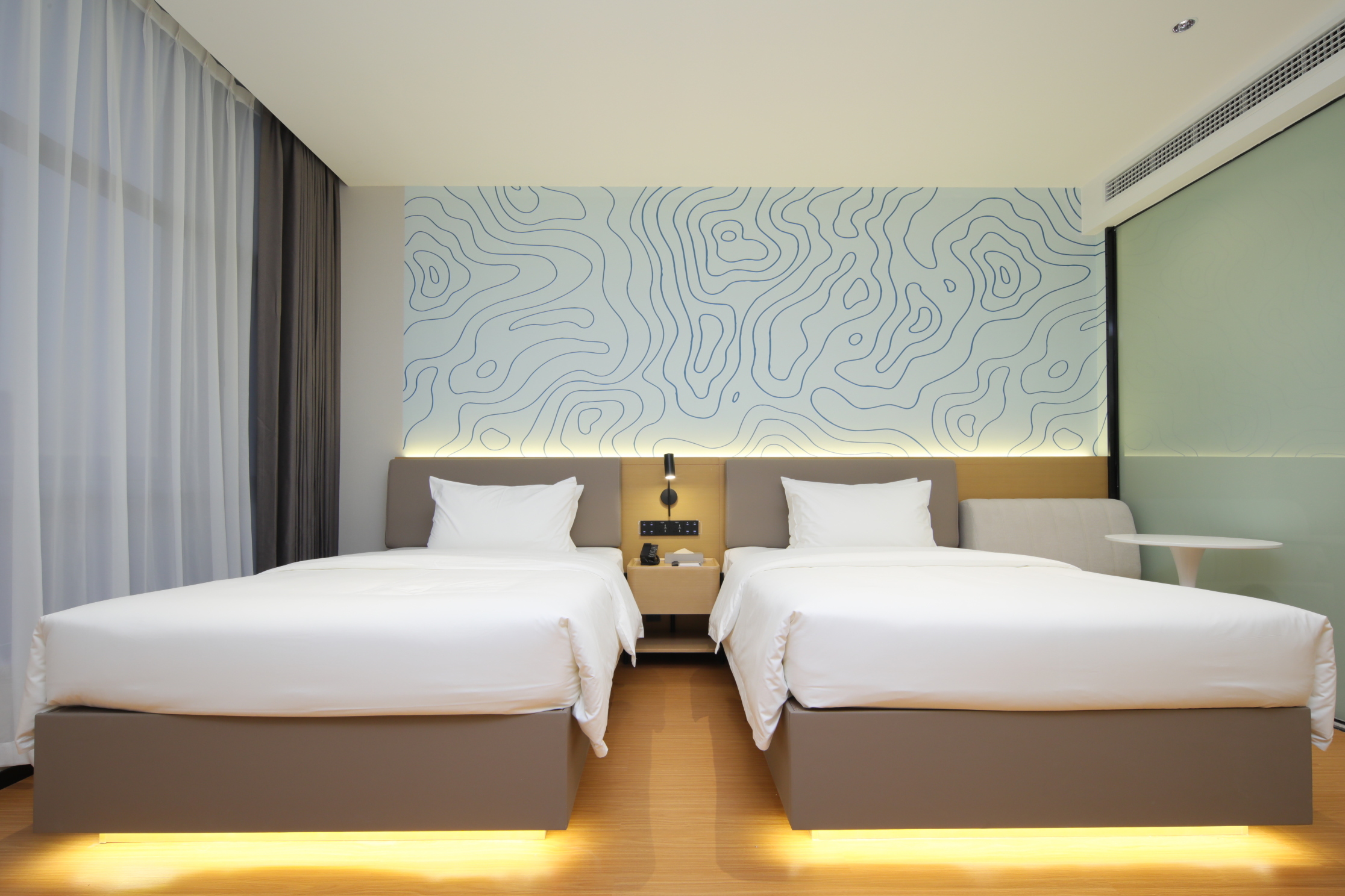 Starway Hotel (Huanggang Normal University) Over view