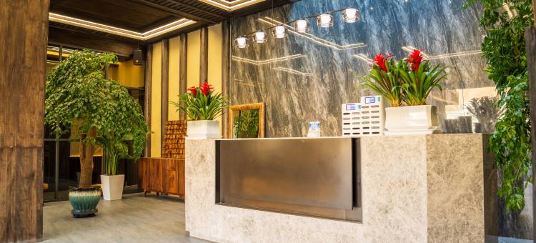 夏河嘎顿庄园图片