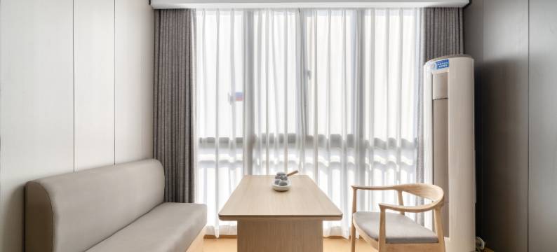 尊腾轻奢电影酒店(杭州闲林店)图片