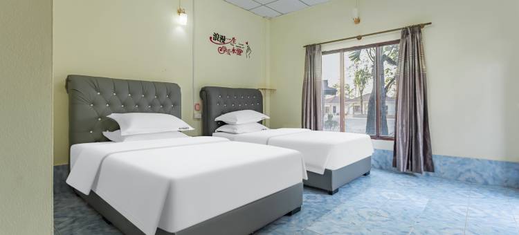 五洲酒店原五洲假日酒店(提前预约免费接送高铁站，泳池)(Wuzhou Hotel)图片