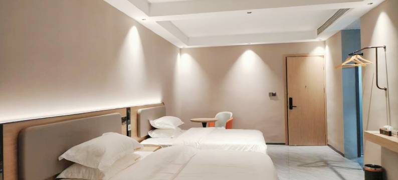 富宁蓝天优品酒店图片