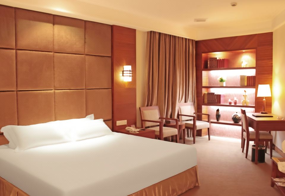 Wenhua HotelHotel Overview