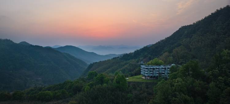 草塗·温泉建筑美宿(桐庐店)图片