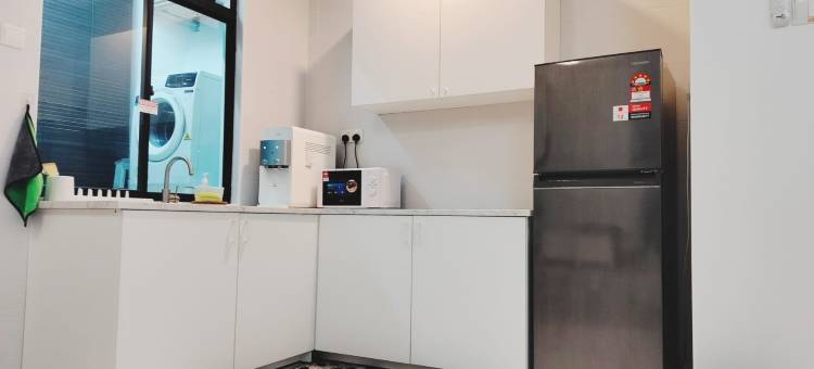 PLATINO服务式公寓家庭套房,大露台。(PLATINO SERVICE APARTMENT, 2BR Family Suite, Next to Paradigm mall JB with Big Patio & Pool Access)图片