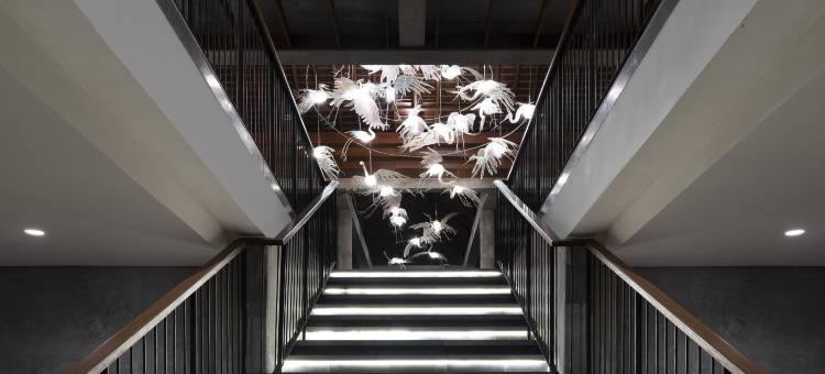 阿迪瓦纳苏维塔(Adiwana Suweta)图片