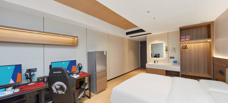 优恩电竞酒店(南京夫子庙武定门地铁站店)图片