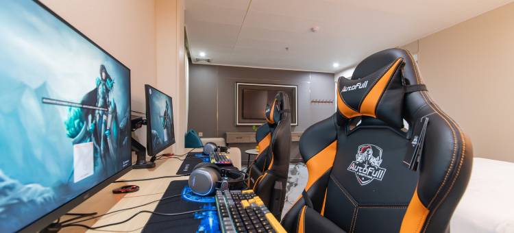 蚂蚁·光年电竞酒店(惠州仲恺高新区潼侨公园店)图片