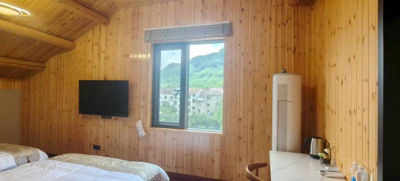 杭州栖渐晚·现代轻奢·亲子山奢度假观景美宿(天目山店)图片