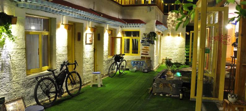 拉萨苍悟客栈(八廓街大昭寺店)图片