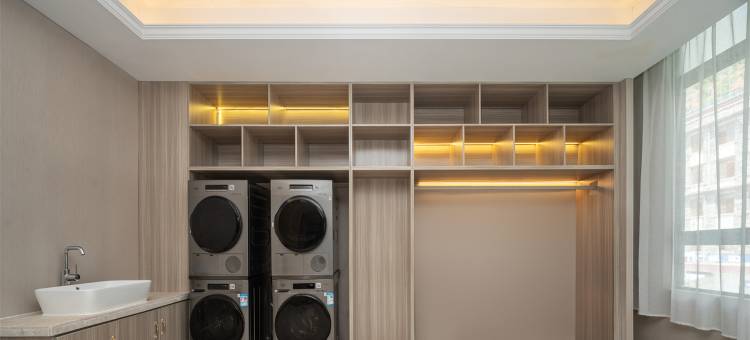 维也纳酒店(吉隆镇店)图片