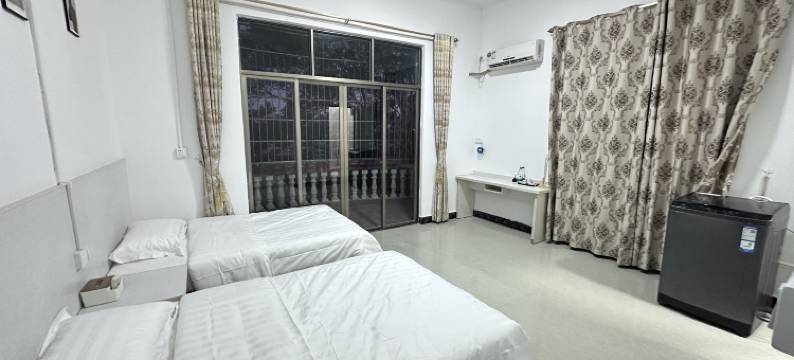 钦州简约空间民宿(三娘湾店)图片