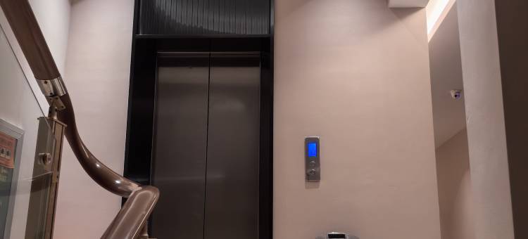 监利古德城市酒店图片