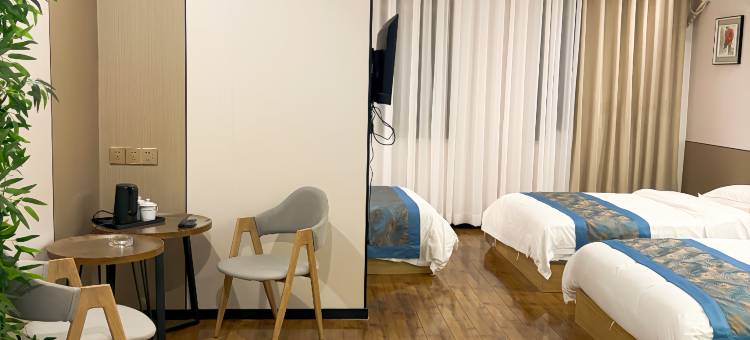 张家界莲驿客栈(天门山店)图片