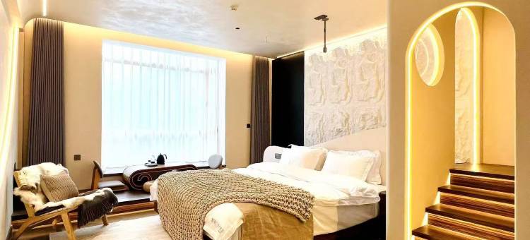 蓝馨梦丨雪隐野奢酒店(中国雪乡雪韵大街店)图片