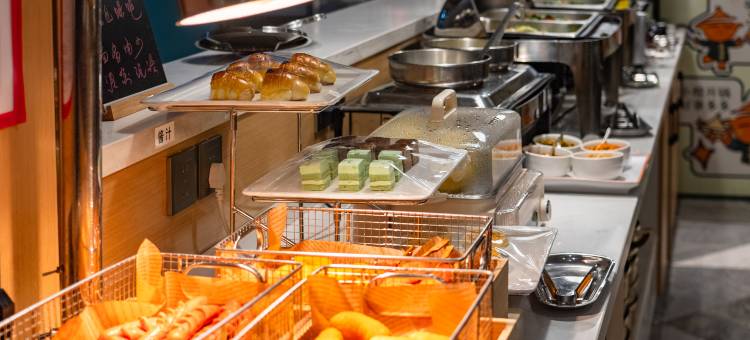 思盛·尚品酒店(定西临洮第一中学人民医院店)图片