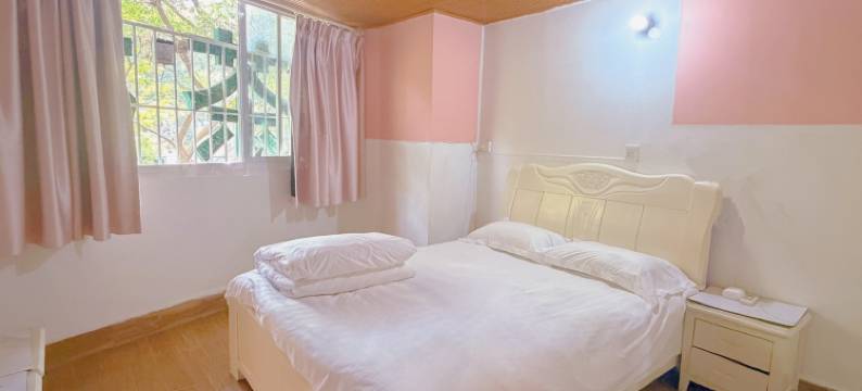 刚凯住宿(石桥铺香榭街店)图片