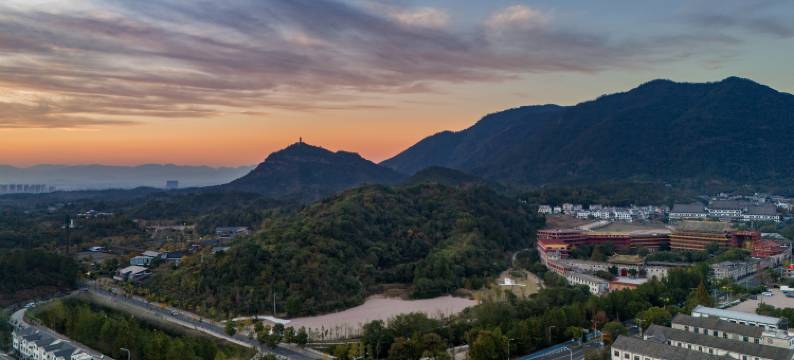 筑·山哈|美学空间·侘寂风 Encounter 艺宿(天台山风景区店)图片