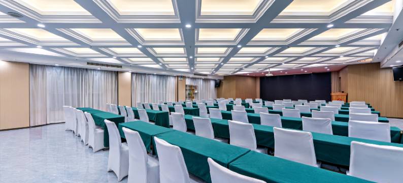 如颐尚居商务酒店(临颍中心汽车站东方国际购物广场店)图片