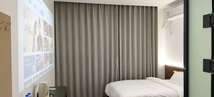 莲安民宿(开封万岁山大宋武侠城店)图片