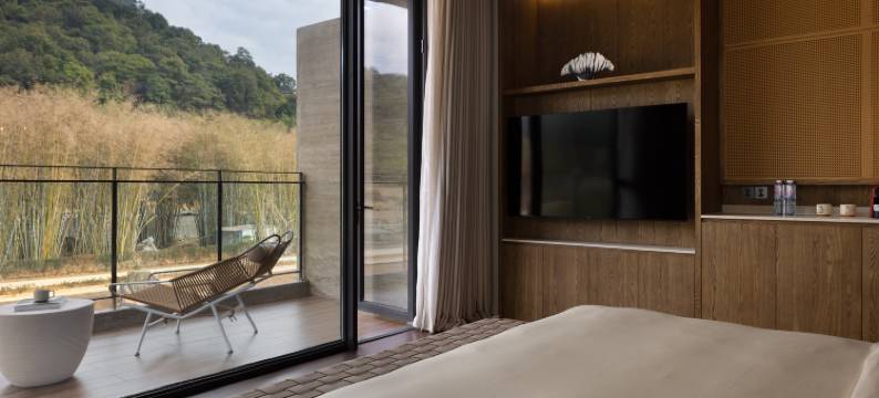 千里走单骑·浮溪畔(罗浮山店)图片