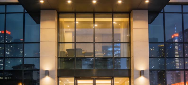 漯河都市118主题酒店(漯河高铁西站黄河广场店)图片