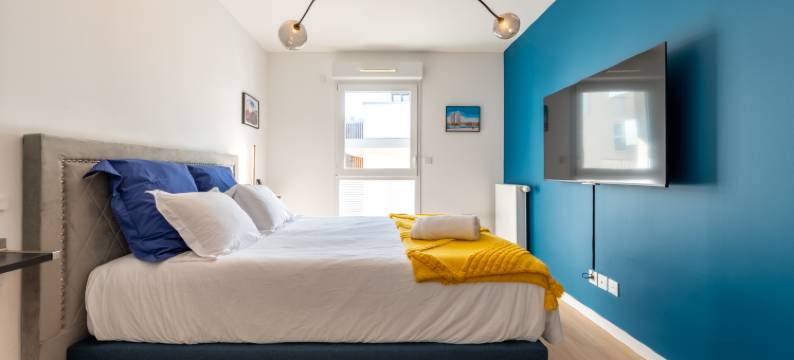 Apartment with Stunning Seine Views, BBQ Area, and Private Parking图片