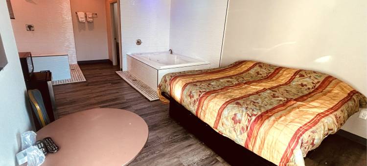 皇后B汽车旅馆，底特律-沃伦(The Queen B Motel, Detroit-Warren)图片