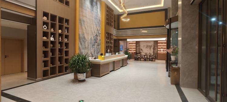 茫州国际酒店(茫崖市店)图片