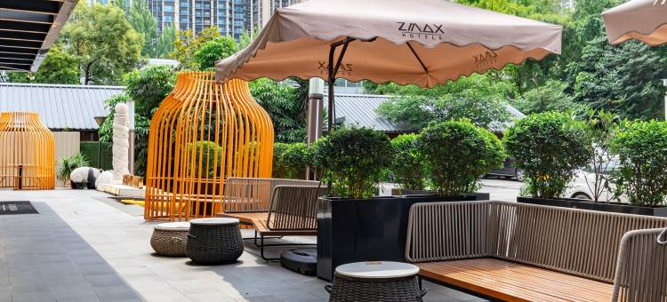 ZMAX满兮酒店(成都火车东站万象城店)图片