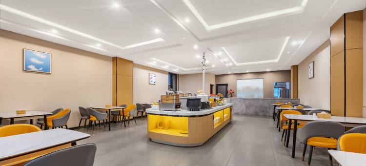 田苑美•居WMWISEWAGERSWINWOODEN酒店(宣威客运北站美奂公园店)图片