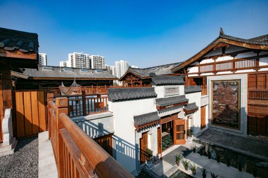 书香世家酒店(邛海17度唐园店)图片