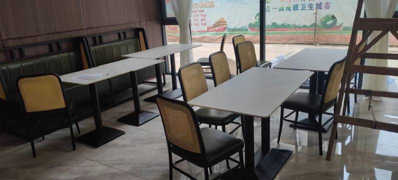 菲尔蓝酒店(峨山店)图片