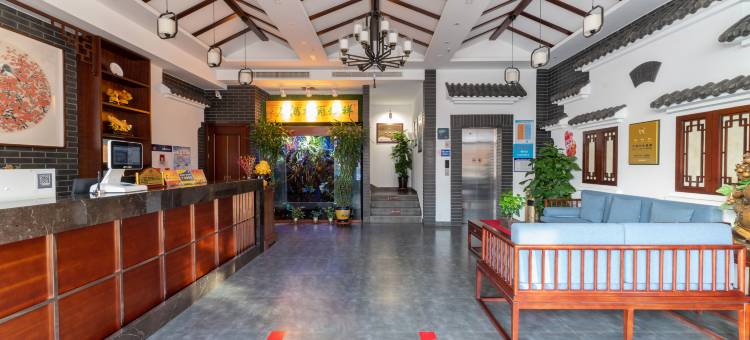 睿柏·云酒店(张家口怀来新东方广场店)图片