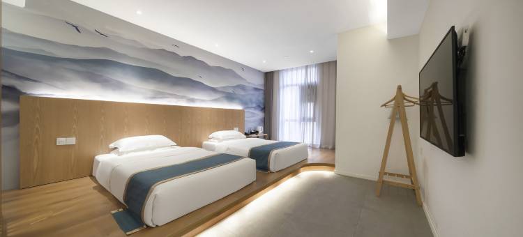 TOWO上品酒店(西安国际会展中心香湖湾地铁站店)图片